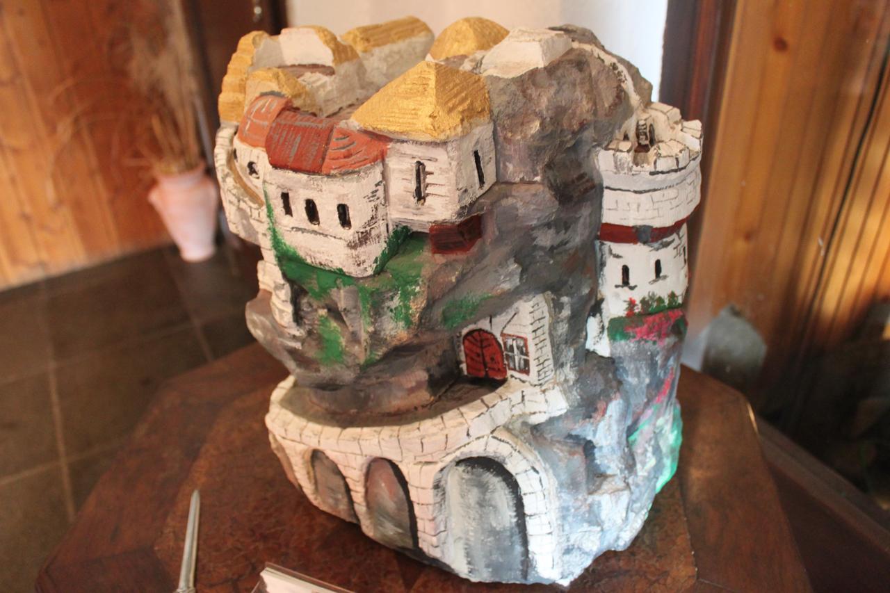 Pension Und Restaurant Die Burg Ehrenfriedersdorf ภายนอก รูปภาพ