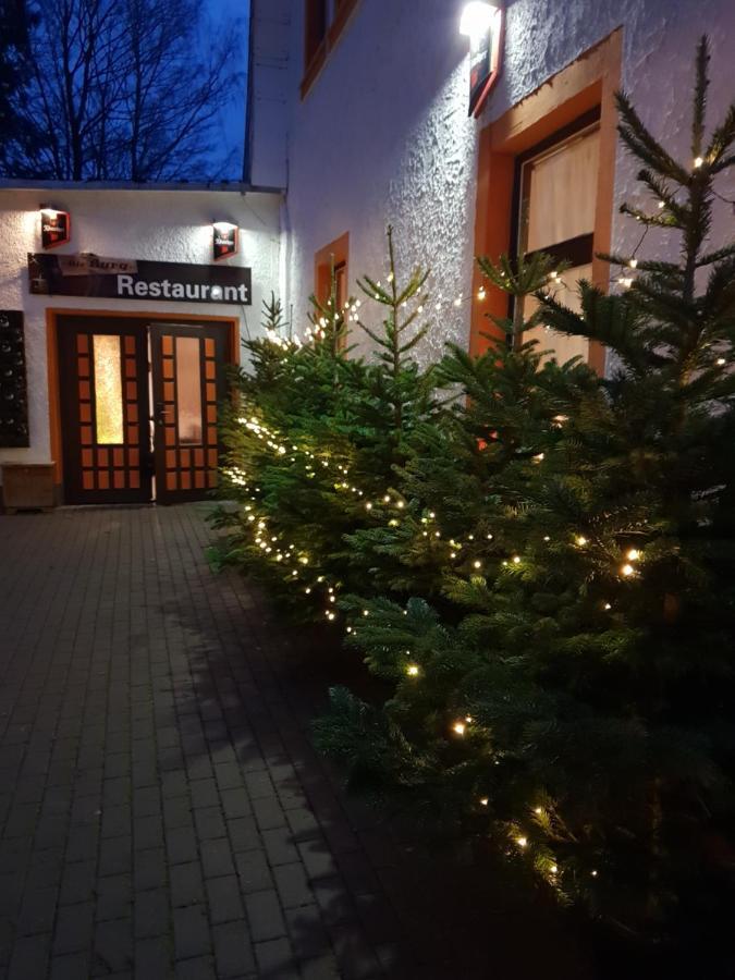 Pension Und Restaurant Die Burg Ehrenfriedersdorf ภายนอก รูปภาพ